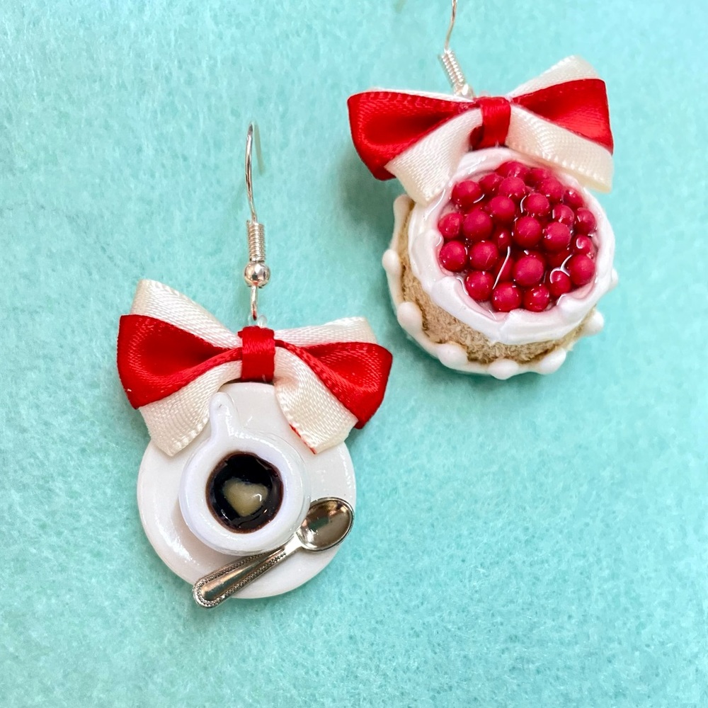 Coffee with heart art, cherry cake & bow earrings